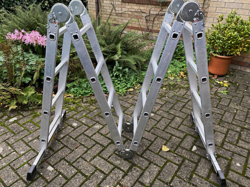 Aluminium folding scaffold - folding,