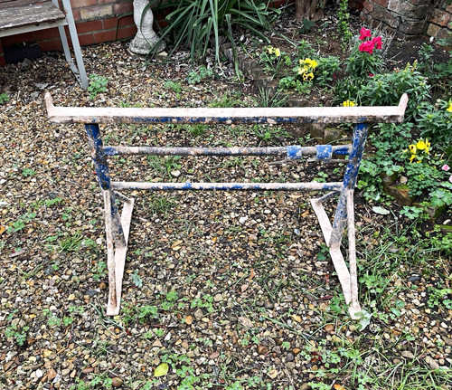 Metal sawhorse trestle - metal,